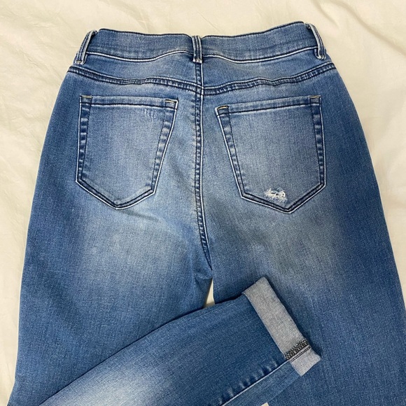 Hi-Rise Jeggings - Picture 2 of 4